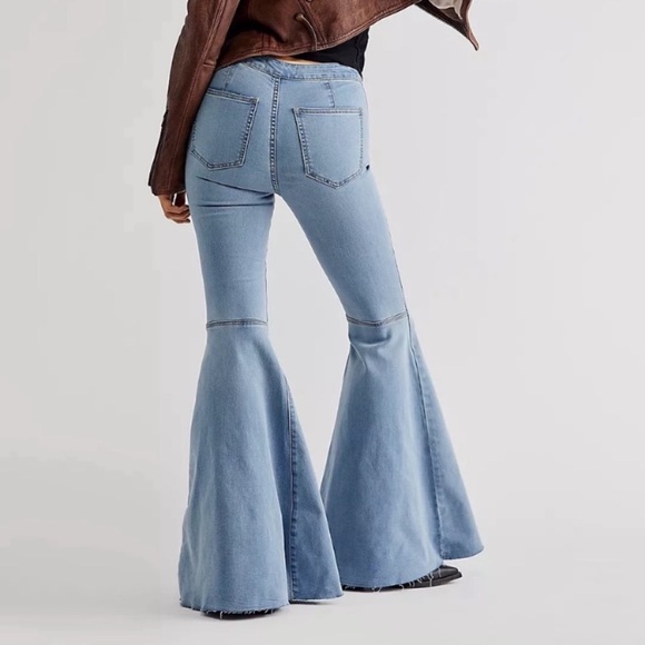 We The Free Just Float on Flare Bell Bottom Jeans | Size 32 - Picture 2 of 7